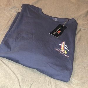 Vineyard vines T-shirt never worn tags attached